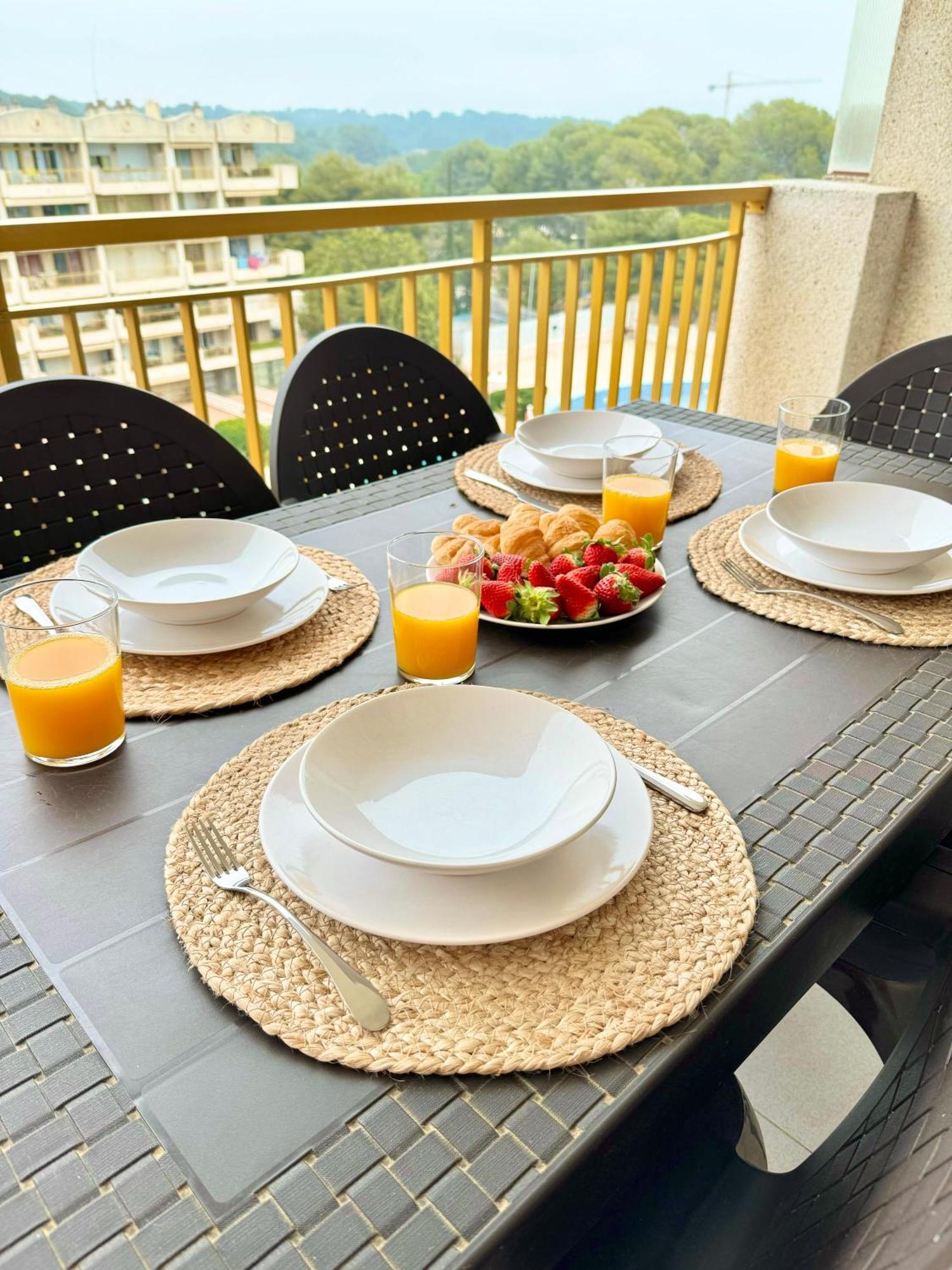 Apartamento Completo Junto A La Playa Salou Exterior foto